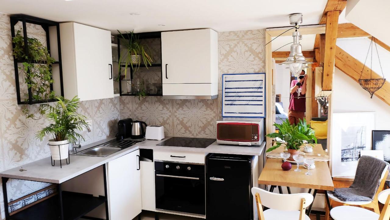 Studio Blizko Centra, Zilinska 20 Bratislava Ngoại thất bức ảnh